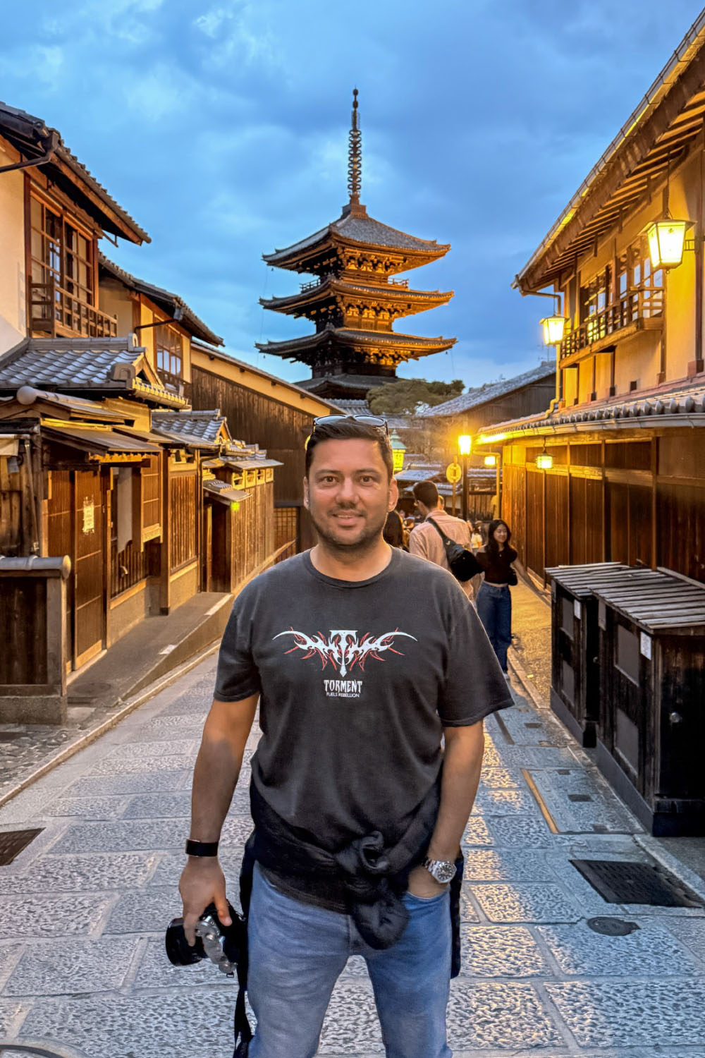 Tokyo'da Burak Arık